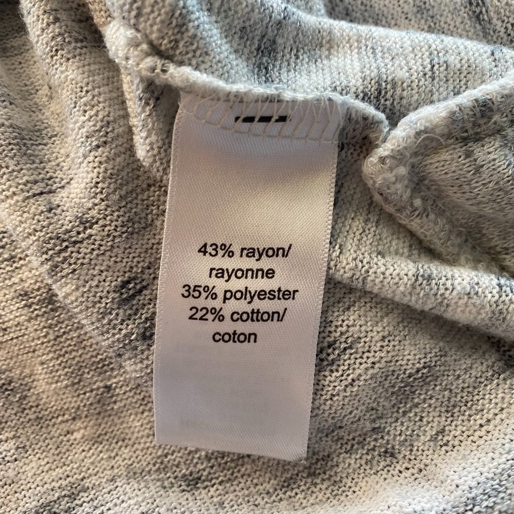 Maurices Space Dye Snap Long Sleeve Top Gray - Picture 3 of 7